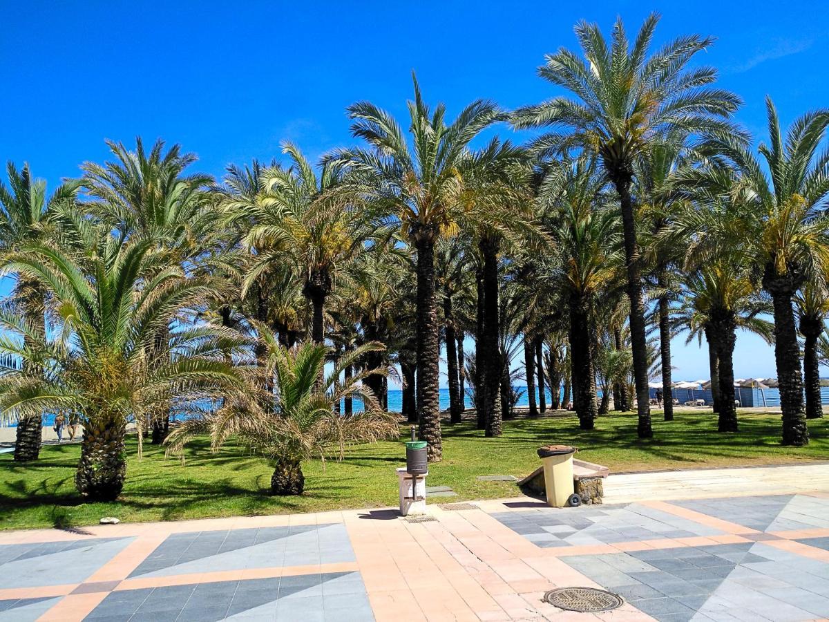 Bonito Apartamento En Playa De La Carihuela Torremolinos Extérieur photo